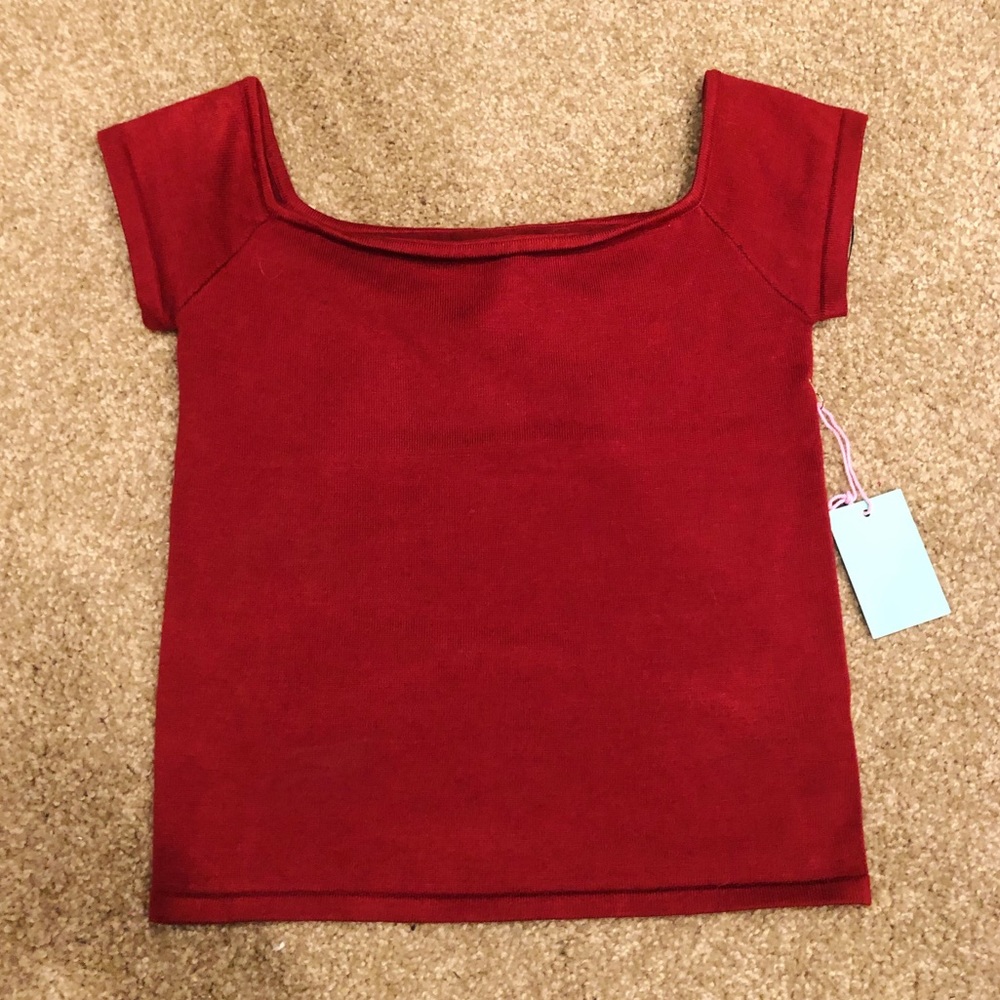 💮Red crop top💮